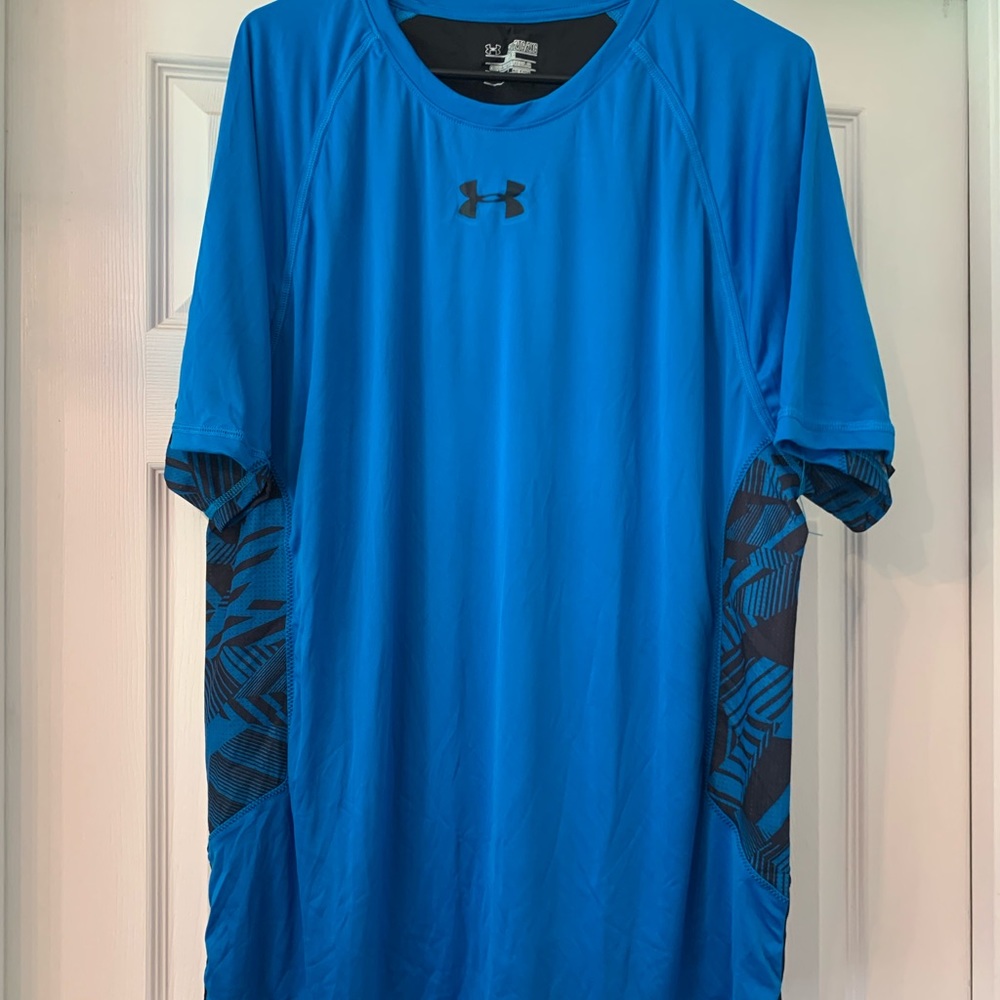 Under Armour T-shirt. Never worn. Non-smoking home.